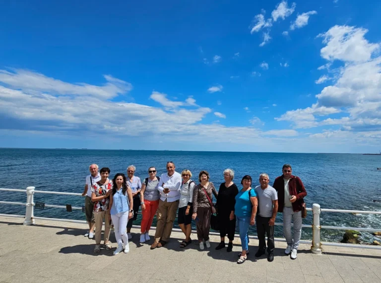 Grup Dor de Vacanță într-o călătorie la mare